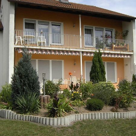 Ferienwohnung Hegenauer Zirndorf Buitenkant foto